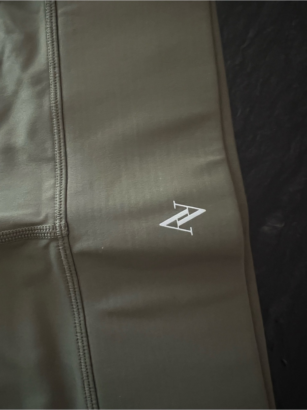 ALL ACCESS High-Waist Leggings in Olive Green - Picture 3 of 4
